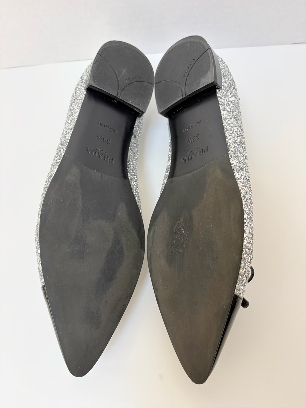 Prada Glitter Ballet Flats Pointed Toe Bow Patent Leather Silver Black Size 38.5 - Picture 13 of 15